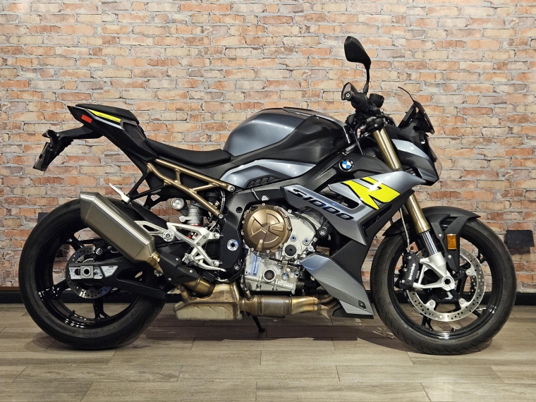 Bmw S 1000 r . 2024 Usado en BMW Premium Selection