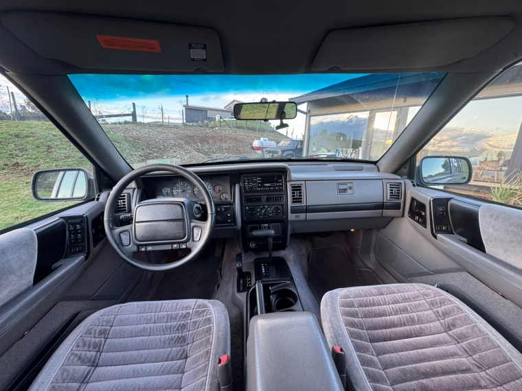 Jeep Grand cherokee Laredo 1994 Usado en G Autos Automotriz - G Autos