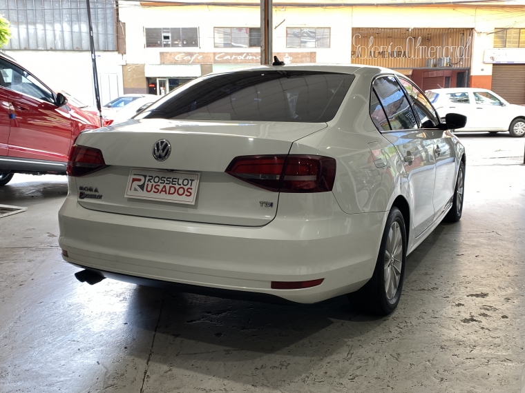 Volkswagen Bora Bora Tdi Advance 2.0 At 2017 Usado en Rosselot Usados