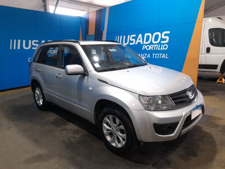 Suzuki Grand nomade 2.4 Glx Nav 2wd Mt 5p 2019 Usado  Usado en Webautos.cl
