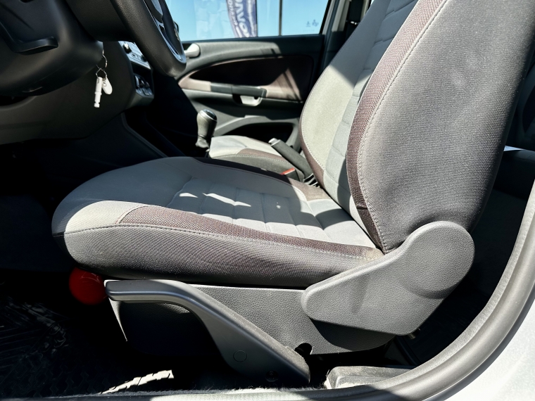 Volkswagen Voyage 1.6 2ab Aa Mt 2018 Usado  Usado en Kovacs Usados