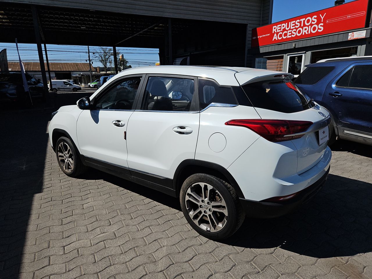 Baic X35 X35 Mpi 1.5 2021 Usado Usado en Webautos.cl Baic X35 X35 Mpi 1.5 2021 Usado Usado en Webautos.cl