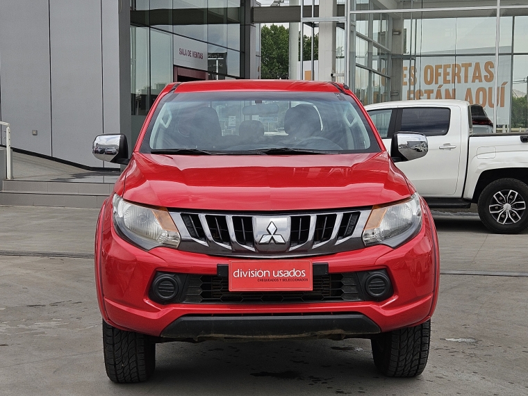 Mitsubishi Katana L200 D/c 2.4 Katana Crt 4x4 Llantas/cromado 2019 Usado en Rosselot Usados