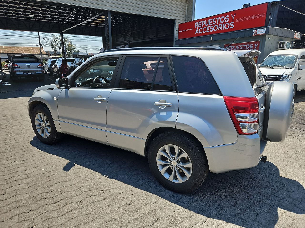 Suzuki Grand nomade Grand Nomade Glx 2.4 2018 Usado  Usado en Webautos.cl