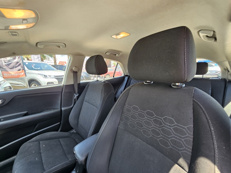 Kia Rio 5 Ex Full 1.4 Mt 2019 Usado  Usado en Kovacs Usados