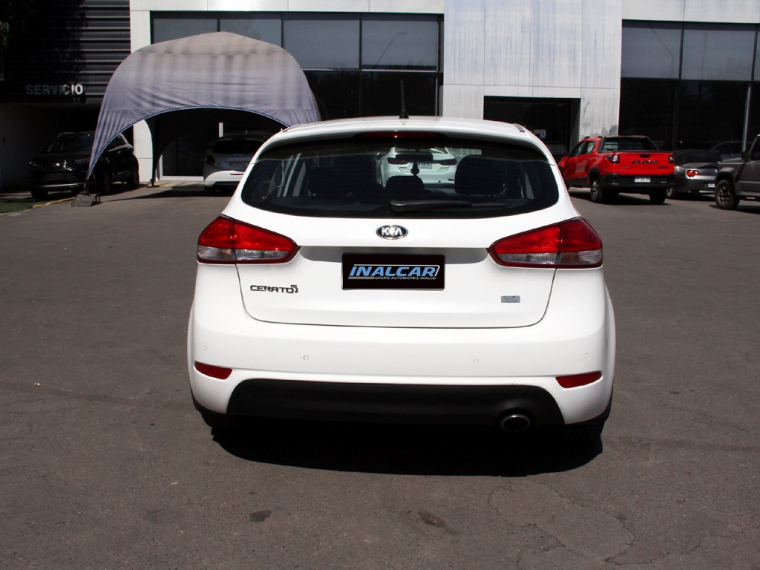 Kia Cerato 5 5 2017 Usado  Usado en Webautos.cl