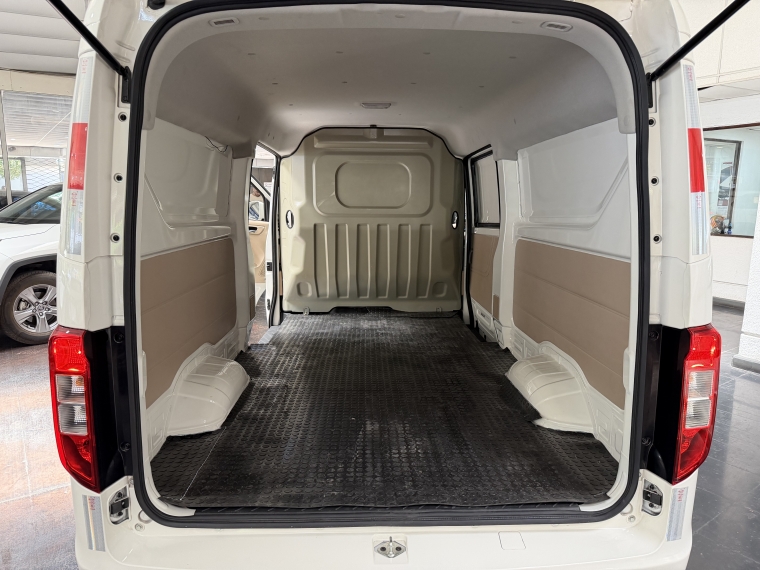 Kyc V5 cargo van 1.5l 5mt Ac 2026  Usado en Grass & Arueste