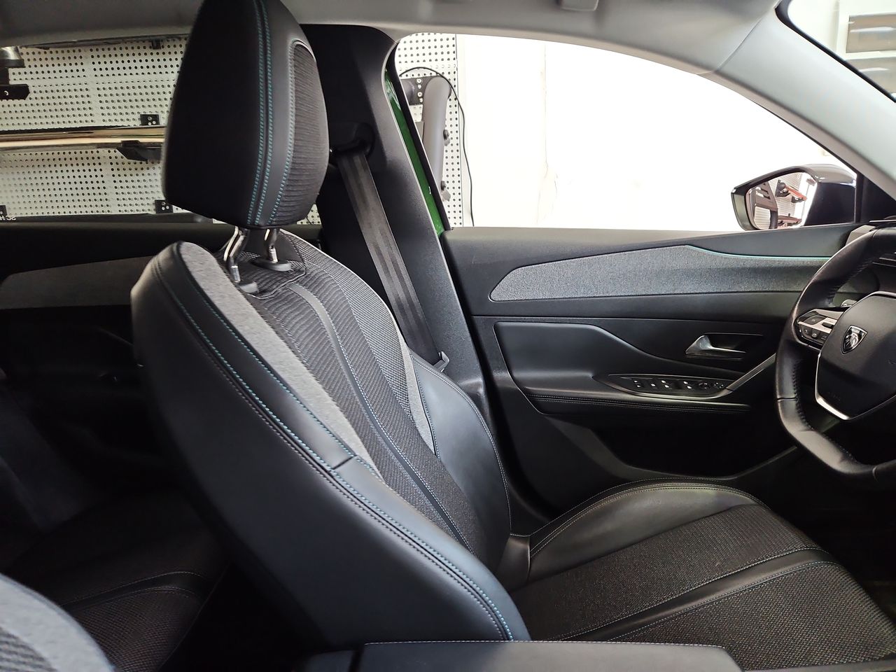 Peugeot 308 308 Allure Bluehdi 1.5 Aut 2023 Usado en Usados de Primera - Sergio Escobar