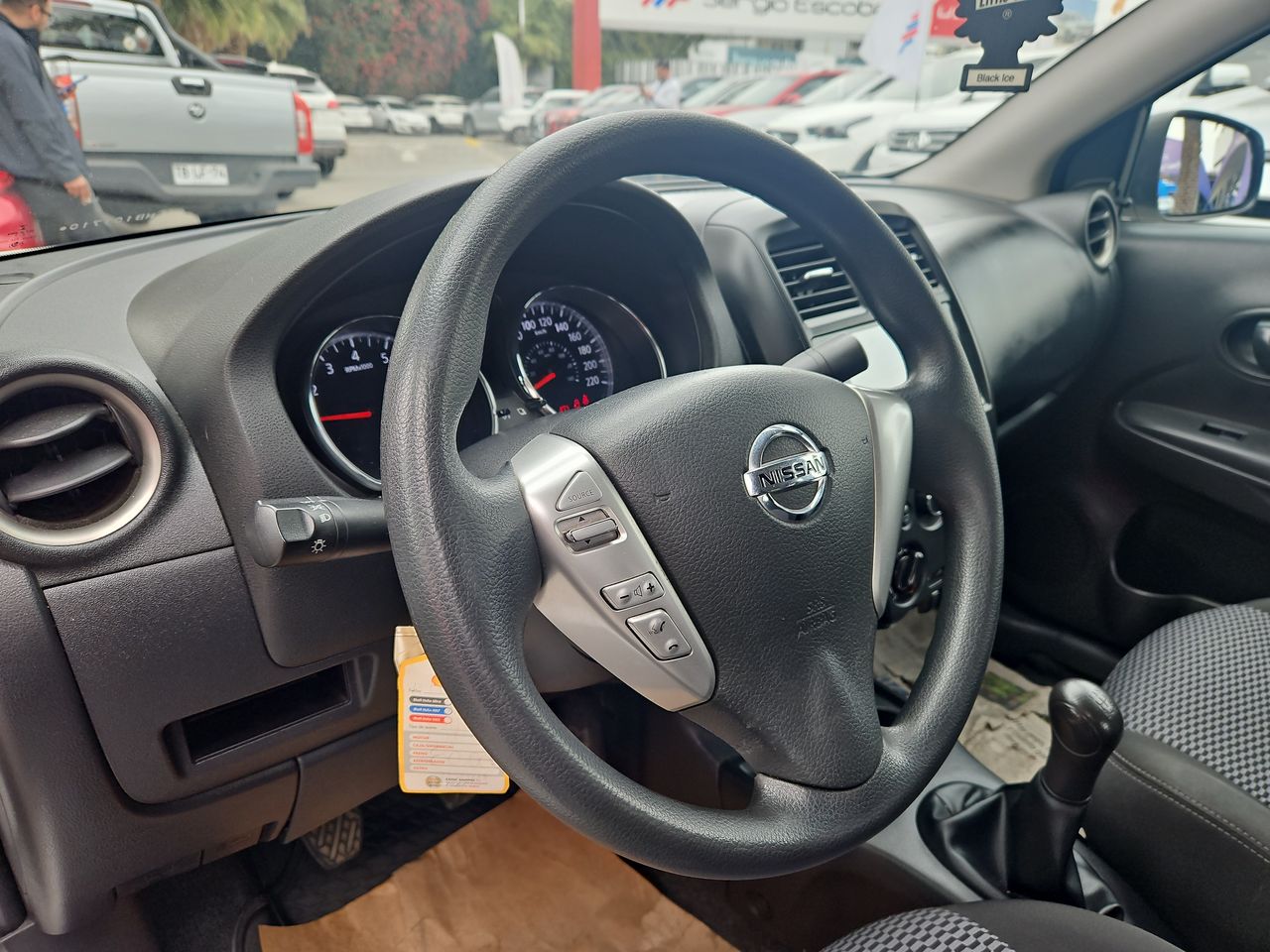 Nissan Versa Versa Sedan 1.6 2022 Usado en Usados de Primera - Sergio Escobar