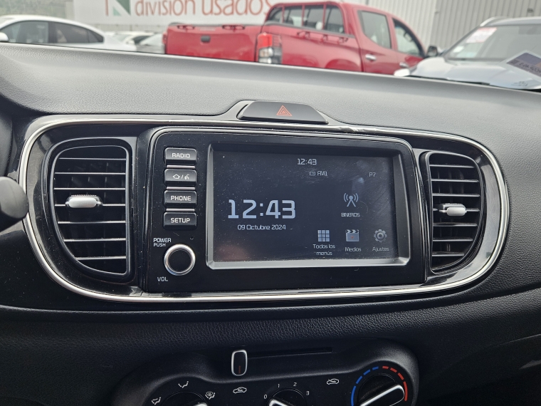 Kia Soluto Soluto 1.4 2021 Usado en Rosselot Usados