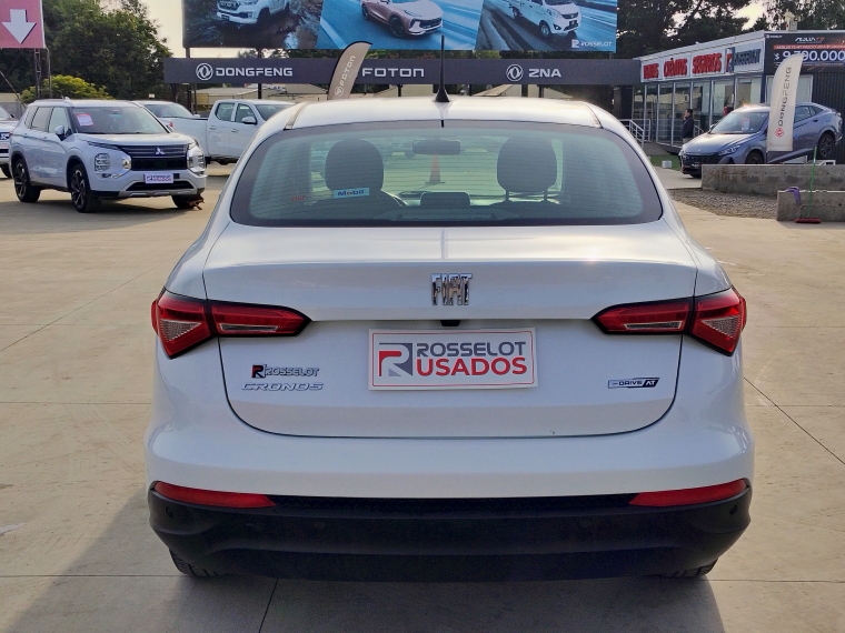 Fiat Cronos Cronos Drive 1.8 At 2022 Usado en Rosselot Usados