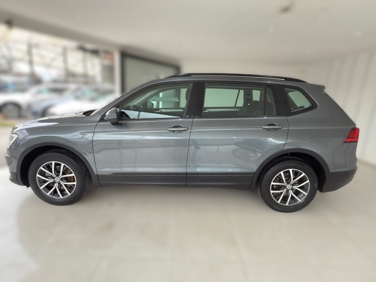 Volkswagen Tiguan Trendline 1.4 Turbo Mt 7a 2018 Usado en Automotriz Olea Flaño