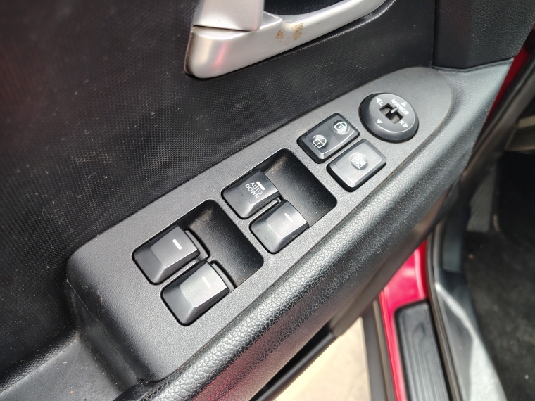 Kia Sportage Sportage Lx 2.0 Gsl 6at Ac 4x2 Euro V - 1550 2015 Usado en Rosselot Usados