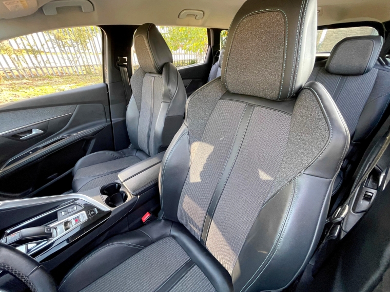 Peugeot 5008 Bluehdi 130 1.5 Aut 2021  Usado en Automarket Chile