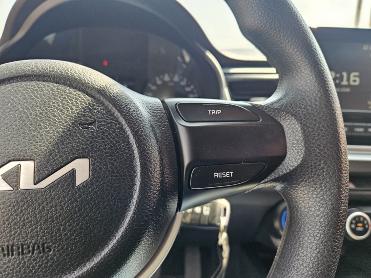 Kia Rio 5 Ex Full Mt 1.4  4x2 2022 Usado  Usado en Kovacs Usados