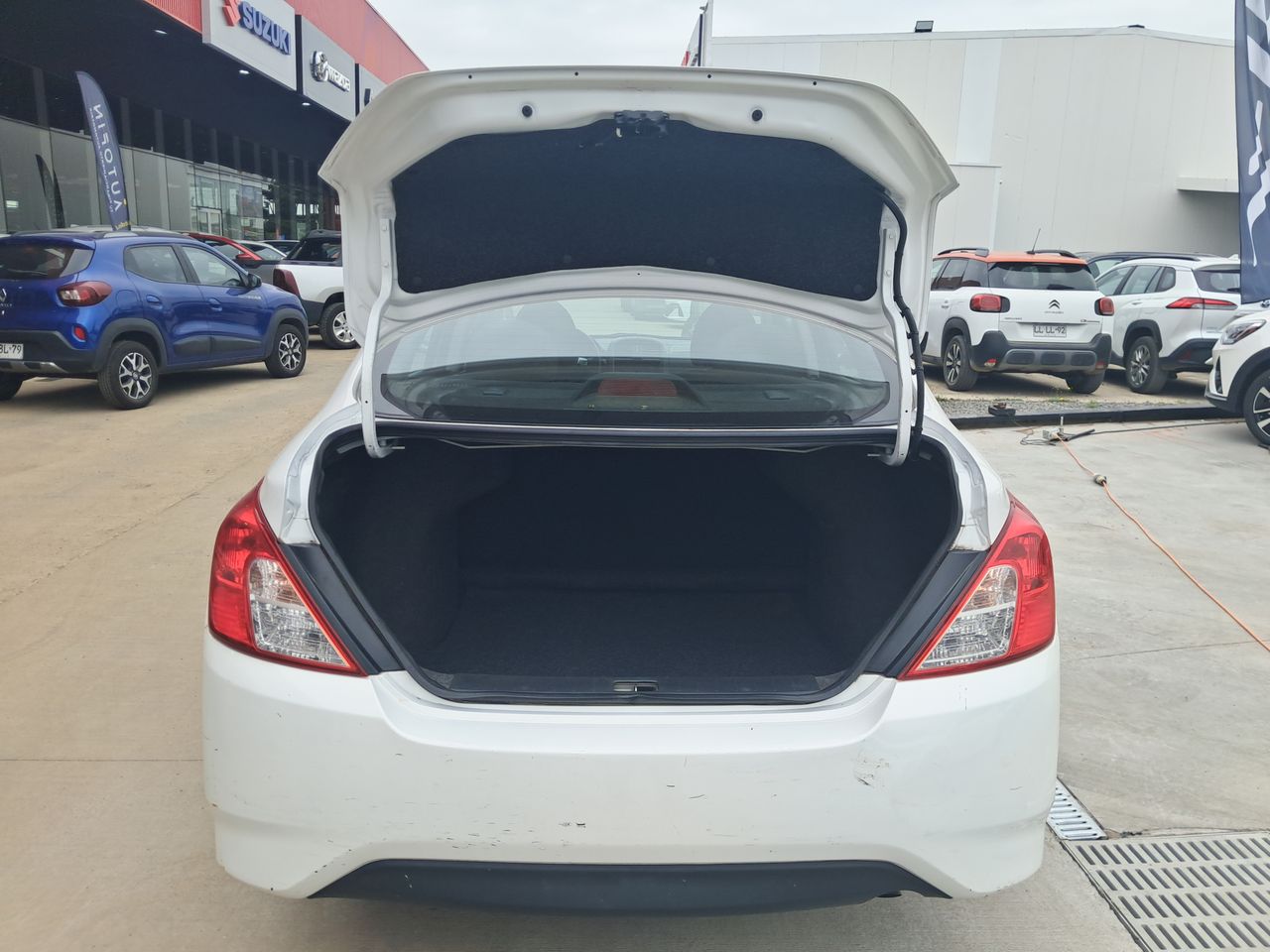 Nissan Versa Versa Sedan 1.6 2020 Usado en Usados de Primera - Sergio Escobar