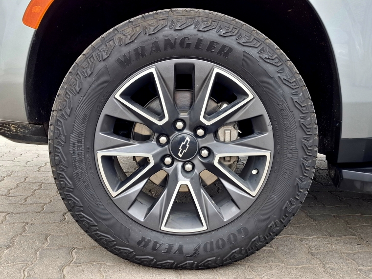 Chevrolet Tahoe Z71 At 4x4 2023 Usado  Usado en Kovacs Usados