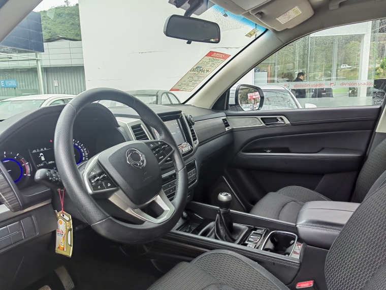 Ssangyong Rexton New Rexton 2.2 Mt 4x2 - Yrx301 Euro Vi 2019 Usado en Rosselot Usados