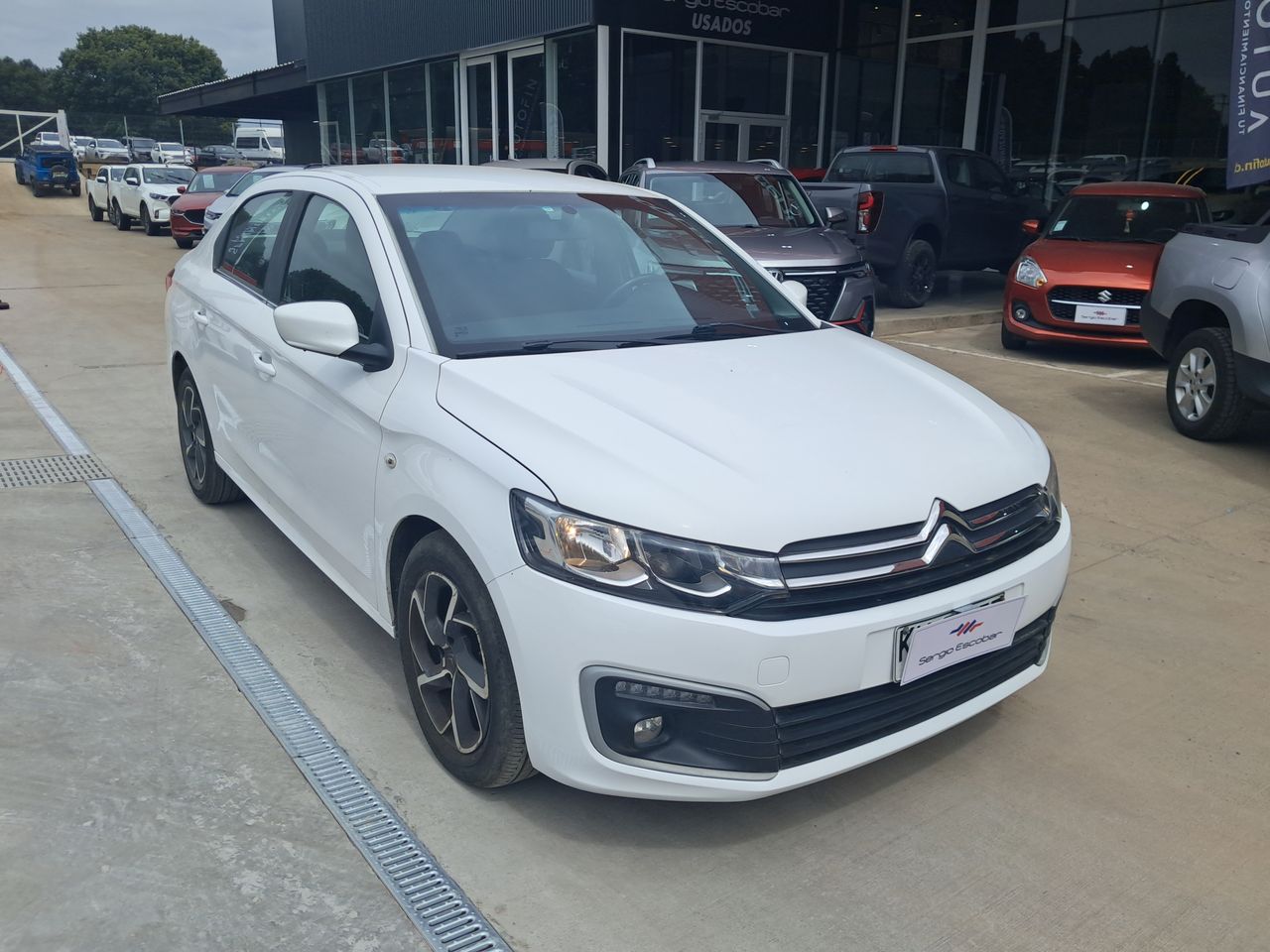 Citroen C-elysee C Elysee 1.6 Aut 2018 Usado en Usados de Primera - Sergio Escobar
