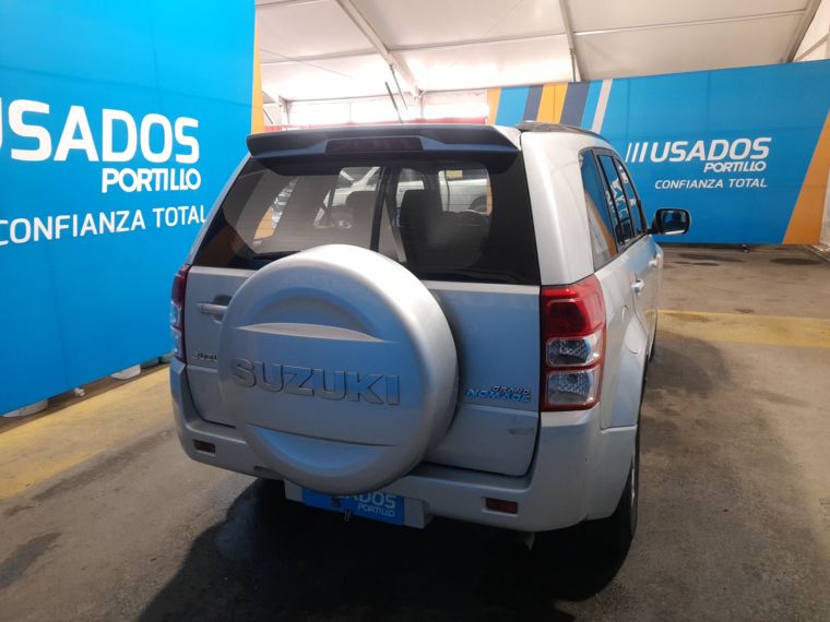 Suzuki Grand nomade 2.4 Glx Nav 2wd Mt 5p 2019 Usado  Usado en Webautos.cl