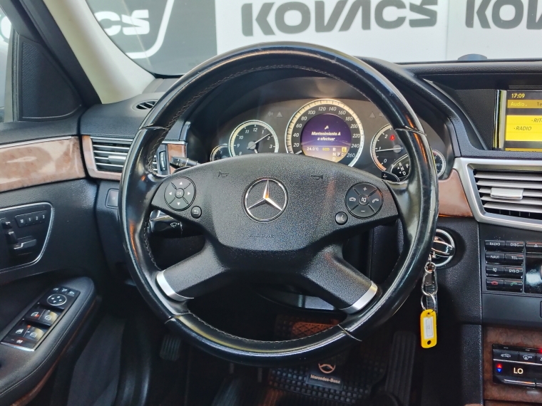 Mercedes benz E 220 Cdi Blue Efficiency Elegance Aut 2.1 2012 Usado  Usado en Kovacs Usados