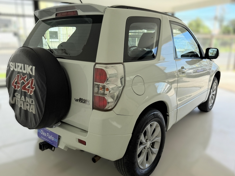 Suzuki Grand vitara Glx Sport 4x4 2.4 2013 Usado en Automotriz Olea Flaño