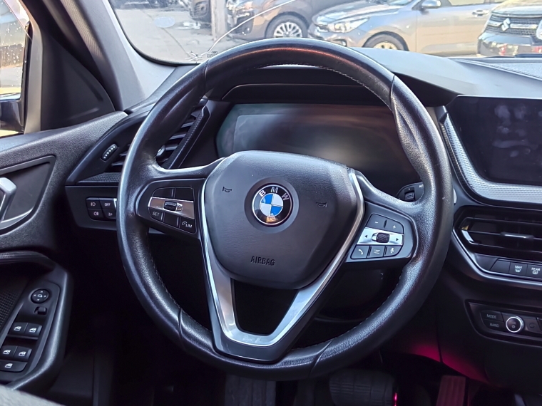 Bmw 118i 118i Hb 1.5 At 2021 Usado en Rosselot Usados