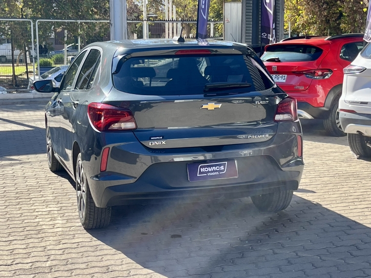 Chevrolet Onix 1.0 Hb Premier P3 At 2024 Usado  Usado en Kovacs Usados