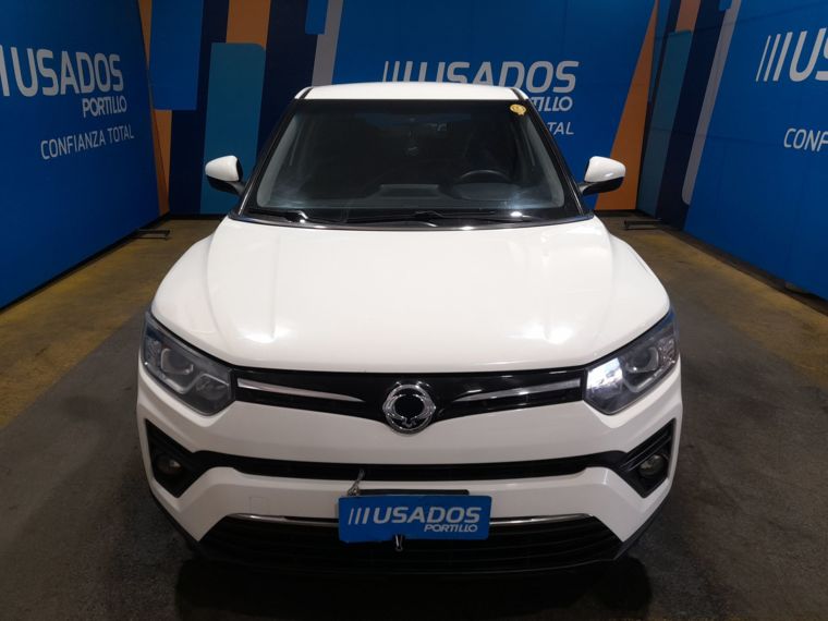 Ssangyong Tivoli 1.6 Glx Tx1011 4x2 Mt 5p 2021 Usado  Usado en Webautos.cl