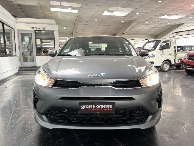 Kia Rio 4 Ex 1.4l 6mt Ri Full 2023  Usado en Grass & Arueste