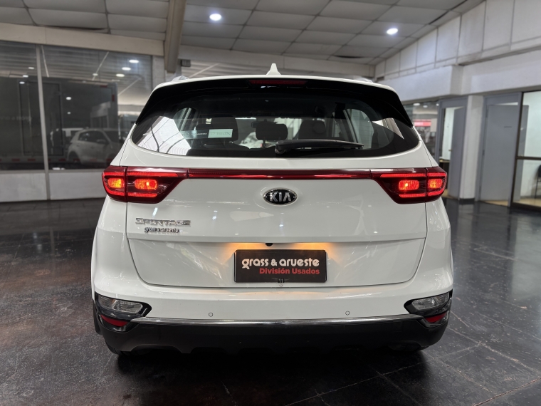 Kia Sportage Lx 2.0l Gsl Aut 2wd 2019  Usado en Grass & Arueste