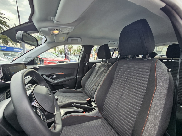 Peugeot 2008 .5 Active Pack Bluehdi 100 Mt 2022 Usado  Usado en Kovacs Usados