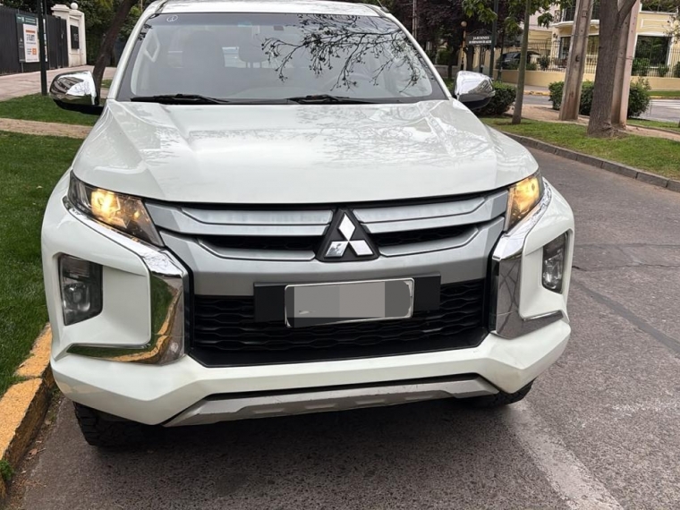Mitsubishi L200 Katana Crt 4X4 2.4Cc — foto 3 de 12