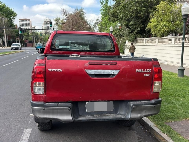 Toyota Hilux Dcab Dx 4X4 2.4Cc — foto 3 de 10