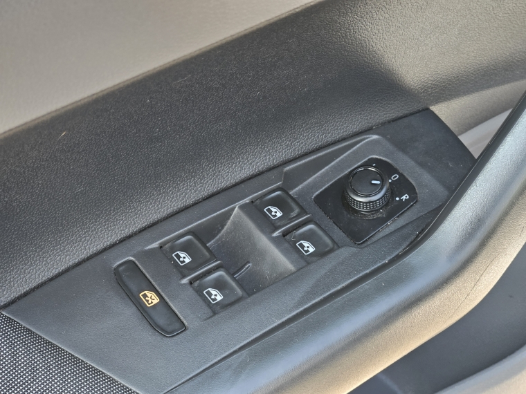 Volkswagen Virtus Comfortline 1.6 Mt 2023 Usado  Usado en Kovacs Usados