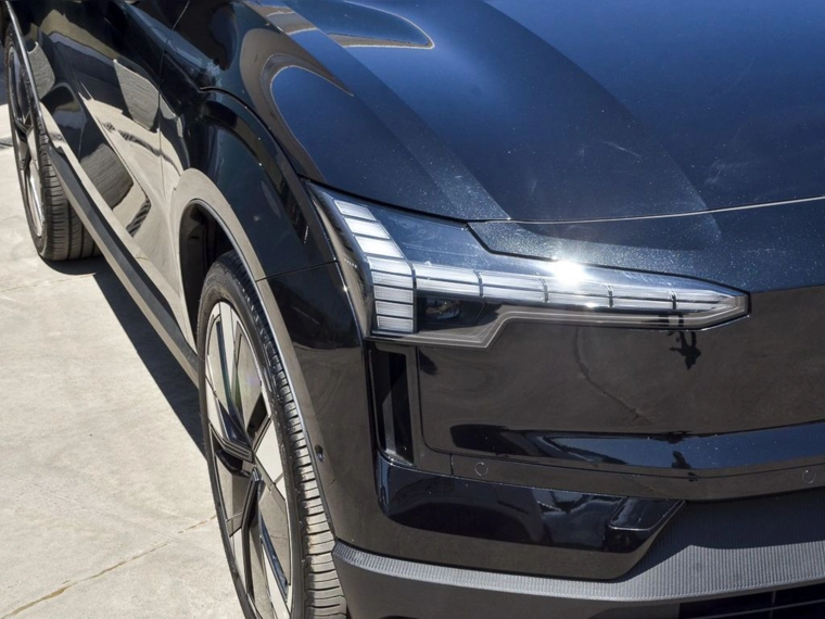 Volvo Ex30 0.0 E40 Core At Electrico 2025 Usado  Usado en Webautos.cl