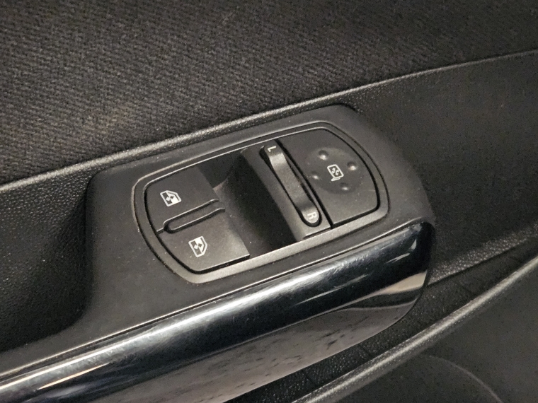 Opel Corsa Corsa Enjoy Hb Full 1.4 At 2014 Usado en Rosselot Usados