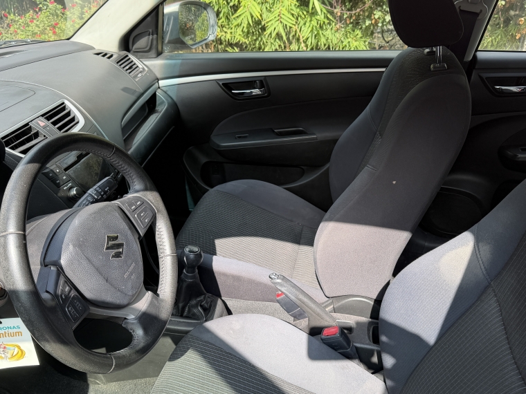 Suzuki Swift Glx 2016  Usado en Automotriz Alto La Reina