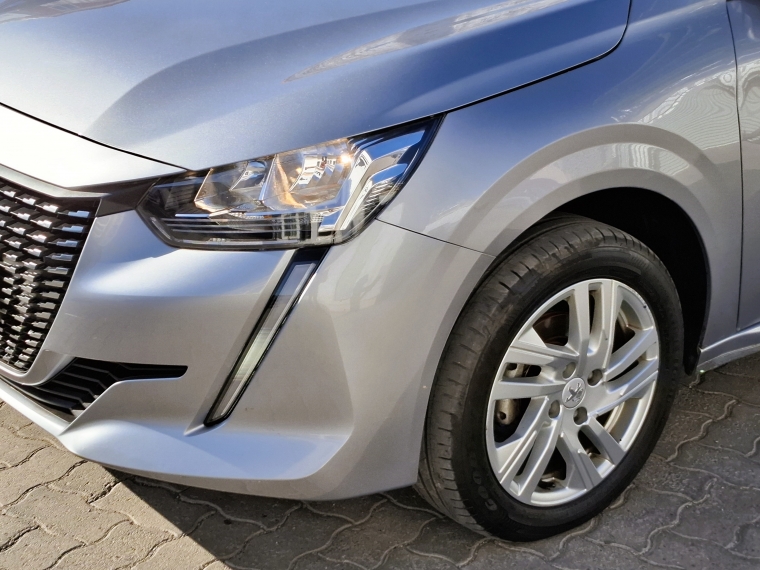 Peugeot 208 Puretech Style  Mt 2023 Usado  Usado en Kovacs Usados