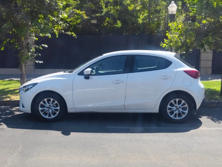Mazda 2 Sport Hb 1.5 Mt 2017  Usado en GT Autos