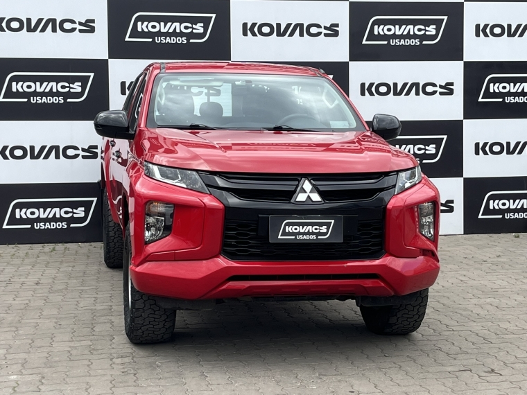 Mitsubishi L200 2.4 Td Work Cr Wf Mt 4x2 Diesel 2022 Usado  Usado en Kovacs Usados