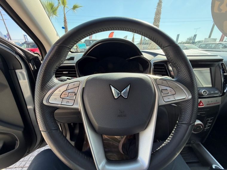 Mahindra Xuv 300 1.2 Comfort Mt 2025 Usado  Usado en Webautos.cl