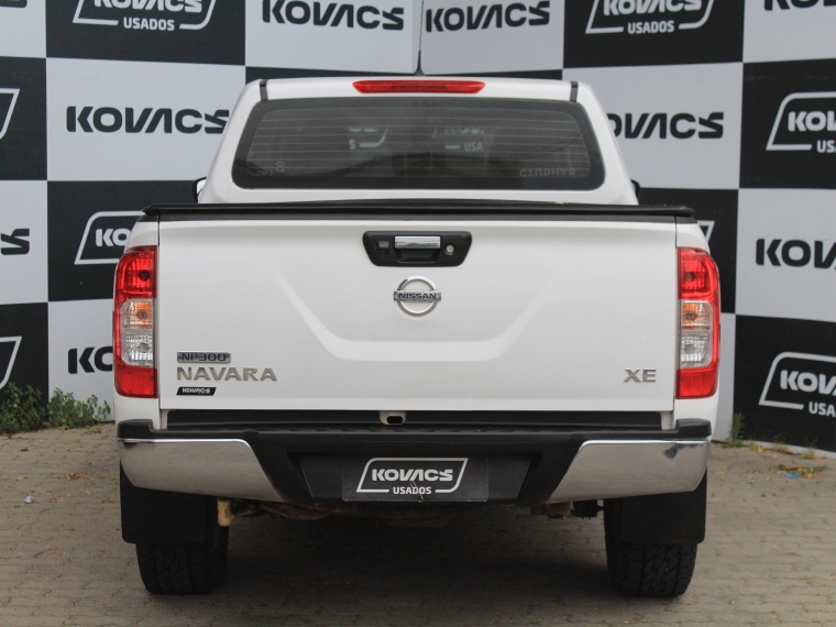 Nissan Np300 Navara Dcab 2.3 2021 Usado  Usado en Kovacs Usados