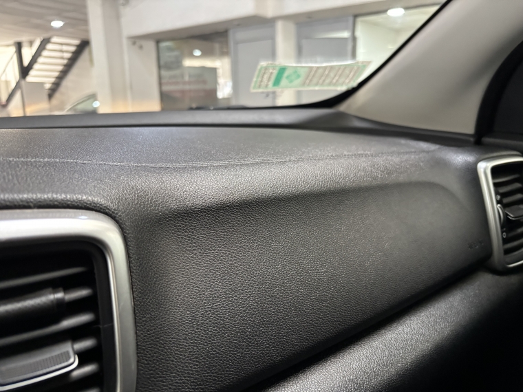Kia Sportage Lx 2.0l Gsl 6mt 2wd 2019  Usado en Grass & Arueste