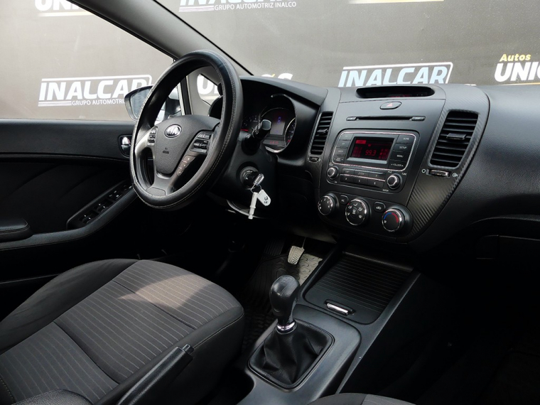 Kia Cerato 5 Ex 1.6 2016 Usado  Usado en Webautos.cl