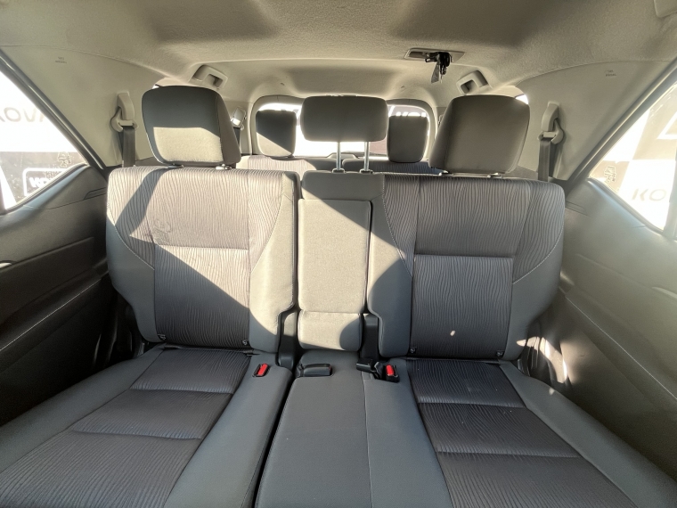 Toyota Fortuner 2.8 Sr5 Tdi Mt 4x4 Diesel 2023 Usado  Usado en Kovacs Usados