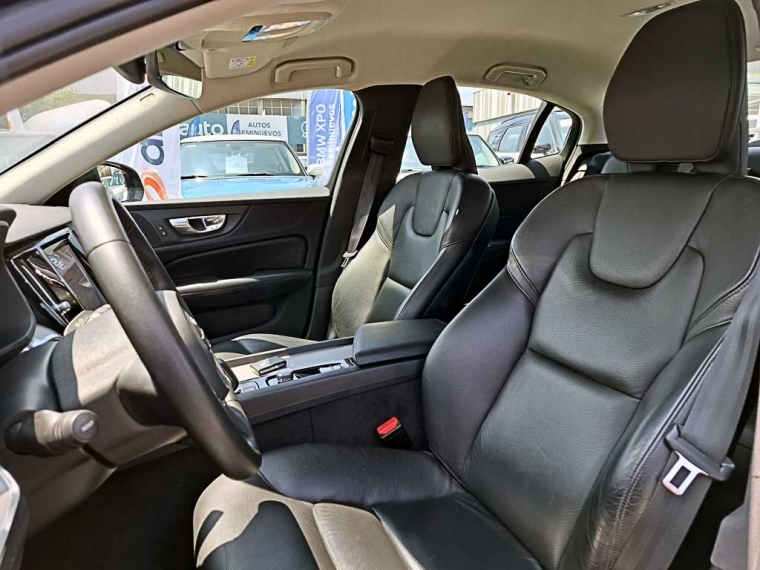 Volvo S60 Ii B4 2.0 Aut 2023 Usado Usado en BMW Premium Selection Volvo S60 Ii B4 2.0 Aut 2023 Usado Usado en BMW Premium Selection