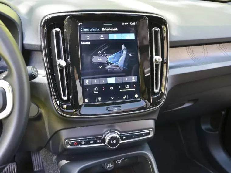 Volvo Ex40 0.0 P8 Recharge 4x4 At Electrico 2025 Usado  Usado en Webautos.cl