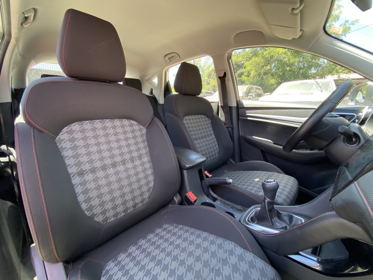 Mg Zx 1.5l Mt Com 2024 Usado  Usado en Kovacs Usados