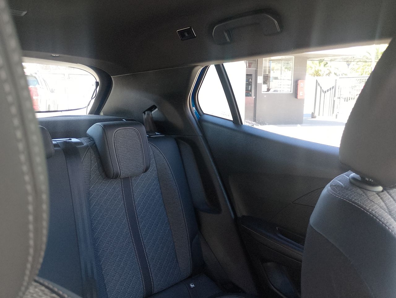 Peugeot 2008 2008 4x2 1.2 Aut 2025 Usado en Usados de Primera - Sergio Escobar